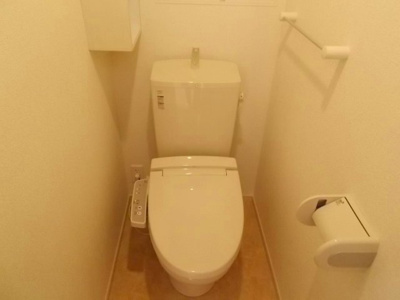 【トイレ】 | アーバンソレイユ | ゆったりとした空間のトイレです