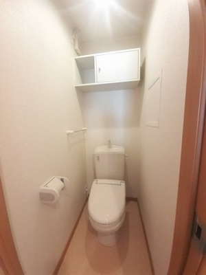 【トイレ】 | アーデン西浜　Ⅴ | 落ち着いた色調のトイレです