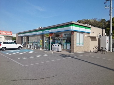 【周辺】 | アーデン西浜　Ⅴ | ファミリーマート和歌山関戸店様まで700m