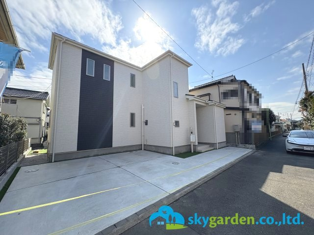 藤沢市西富　新築戸建　全1棟A号棟の前面道路含む現地写真