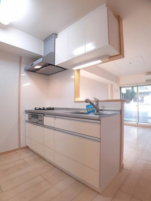 【キッチン】 | リヴェール栄谷 | お料理しやすいキッチンです