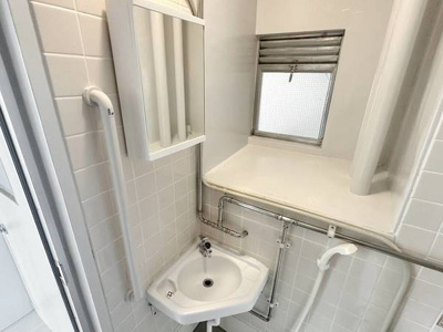 【洗面所】 | ビレッジハウス城北タワー1号棟 | ビレッジハウスの同一物件・同一タイプの間取りの写真です