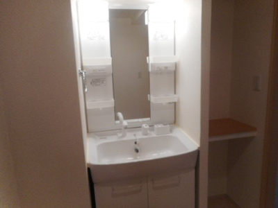 【洗面所】 | ソレイユＴ・Ｄ | スペースが確保できる洗面所です