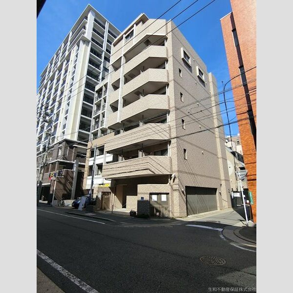 ボルゲーゼ駅南のエントランス