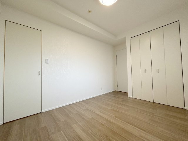 セノアタワー新大阪の洋室