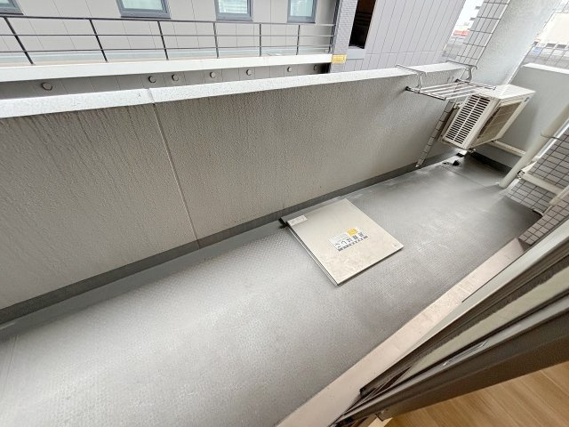 セノアタワー新大阪のバルコニー