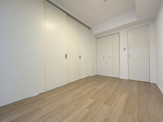 セノアタワー新大阪の洋室