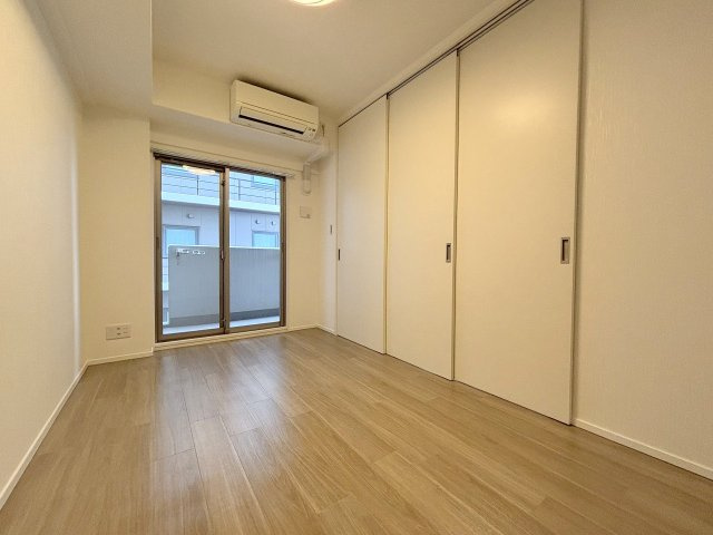 セノアタワー新大阪の洋室