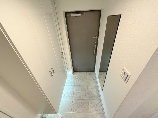 セノアタワー新大阪の玄関