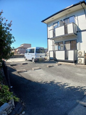 【駐車場】 | プラティーク | 駐車場があります