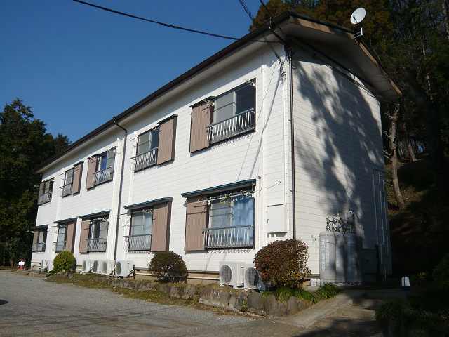 八王子市堀之内のアパート