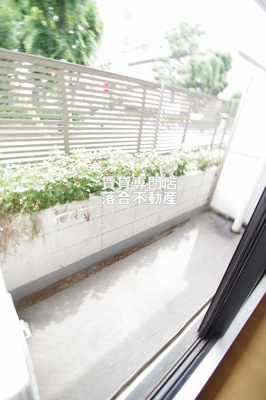 【バルコニー】 | nest（ネスト） | 南向き◎