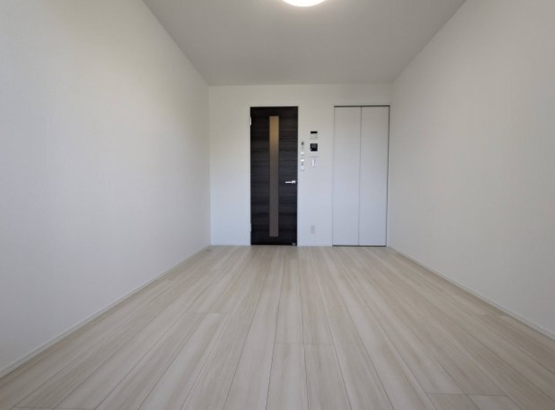 エッグストラートの居間・リビング