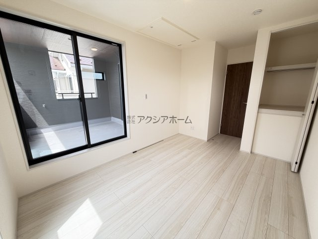 所沢市榎町・全1棟　新築一戸建　～東南角地～の前面道路含む現地写真|2026年2月24日撮影