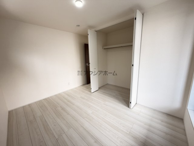 所沢市榎町・全1棟　新築一戸建　～東南角地～の前面道路含む現地写真|2026年3月17日撮影