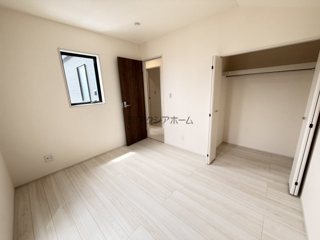 所沢市榎町・全1棟　新築一戸建　～東南角地～の前面道路含む現地写真|2026年3月17日撮影