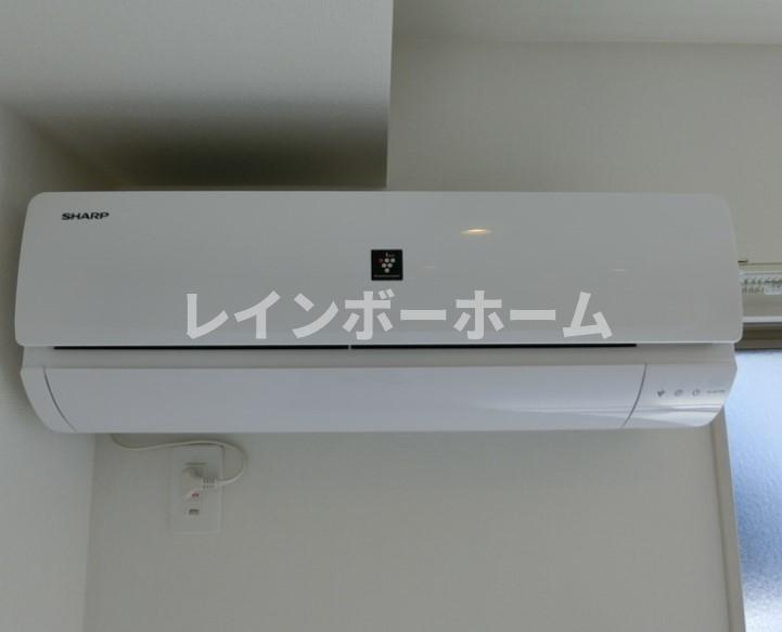 リブリ・ノトスの設備