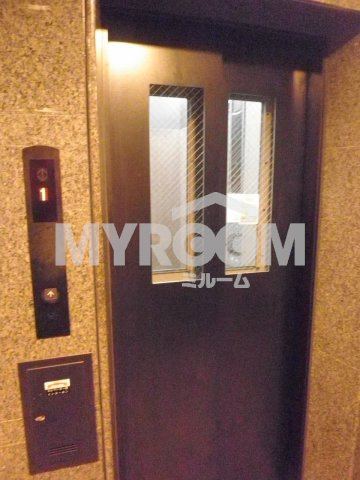 ルーブル高田馬場弐番館のその他共用部分|エレベーター