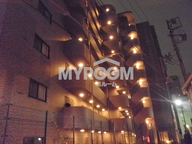 ルーブル高田馬場弐番館の外観