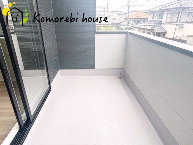 さいたま市北区別所町　10期　新築一戸建て　リガーレ　01のバルコニー|陽当たり良好なバルコニーです