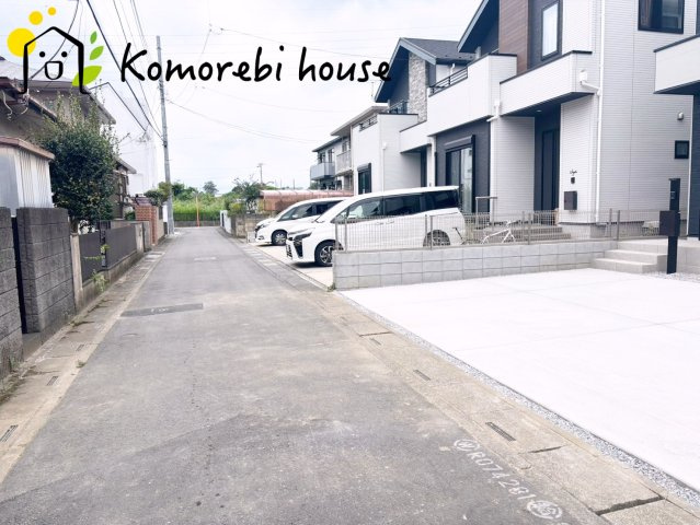 さいたま市北区別所町　10期　新築一戸建て　リガーレ　01の前面道路含む現地写真|前面道路含む現地写真です