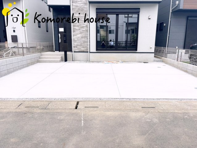 さいたま市北区別所町　10期　新築一戸建て　リガーレ　01の駐車場|駐車場があります