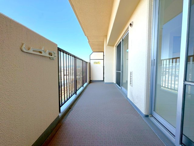 ◆２０２５年７月リフォーム完了◆美室◆駅徒歩３分◆収納豊富◆アドリーム伏見向島のバルコニー|バルコニー