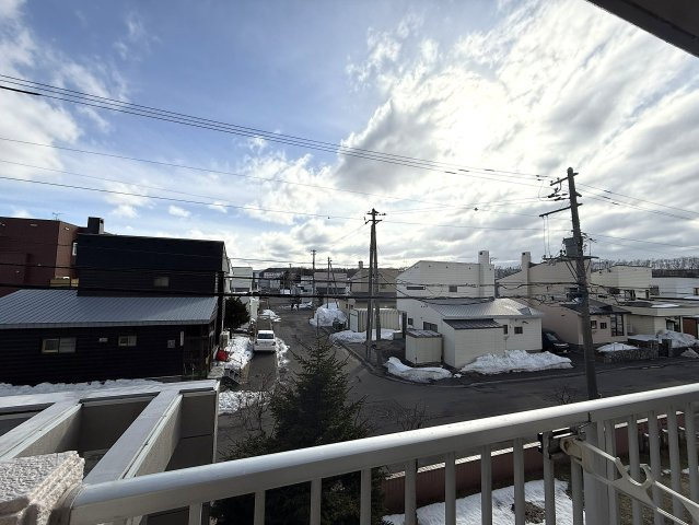 アイシティ真栄の展望