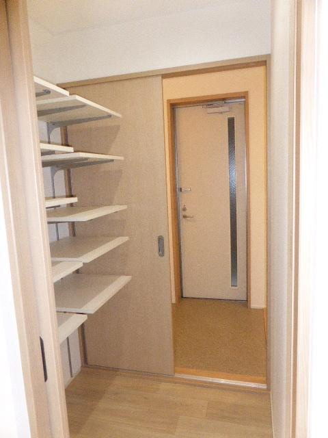 Bella Vista 東雲の内装|内装は落ち着いています