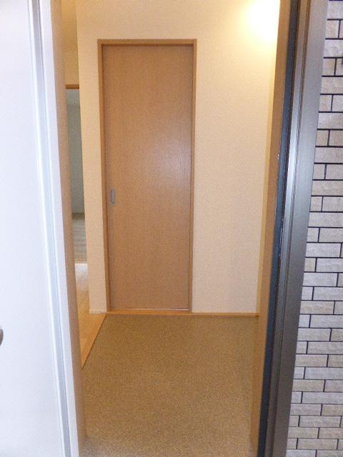 Bella Vista 東雲の玄関|シンプルで使いやすい玄関です