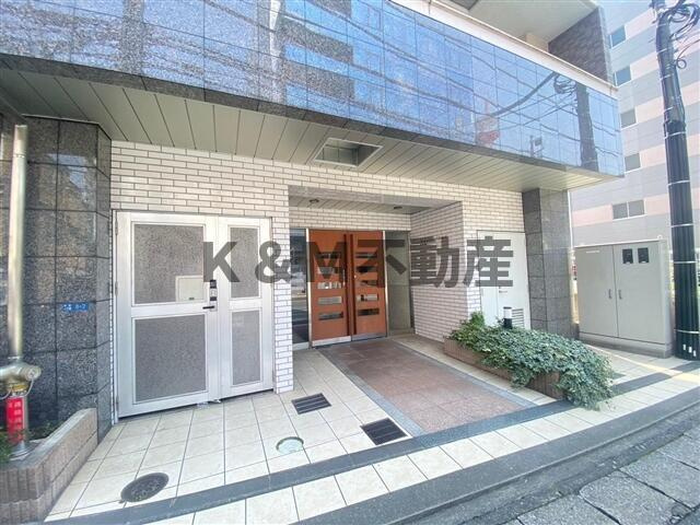 ヴランドール柏中央のエントランス|建物の内部です