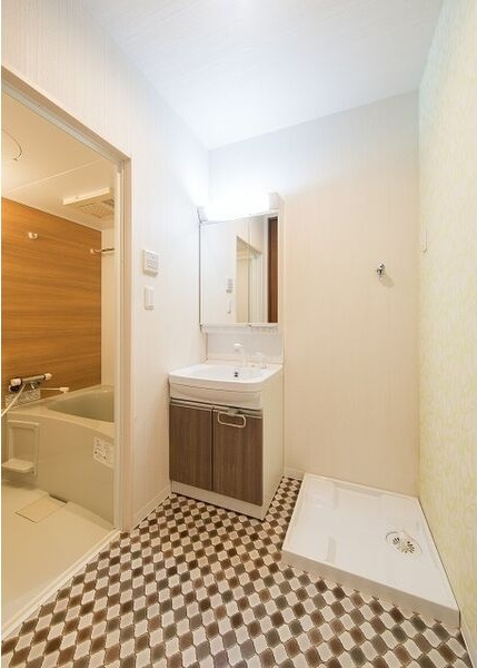 Liberty Hill の独立洗面台