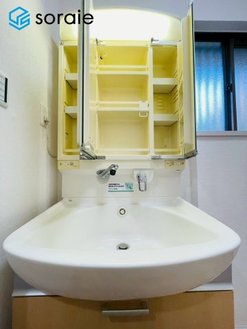 狭山市柏原　中古戸建の独立洗面台|3/16撮影