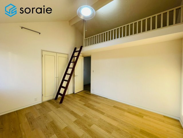 狭山市柏原　中古戸建の洋室|3/16撮影