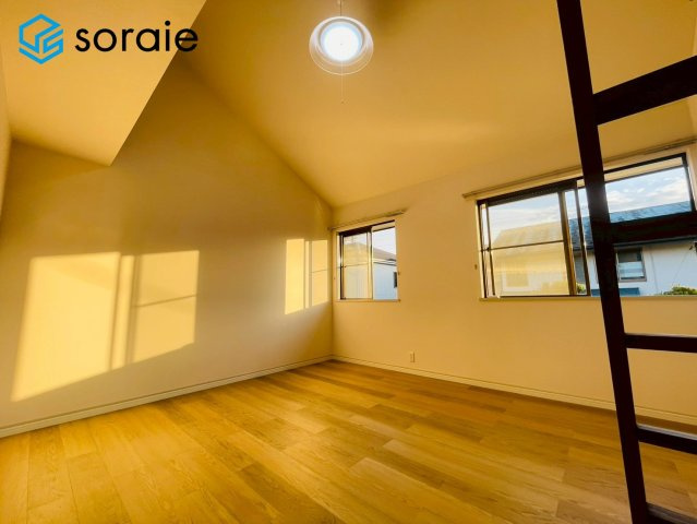 狭山市柏原　中古戸建の洋室|3/16撮影