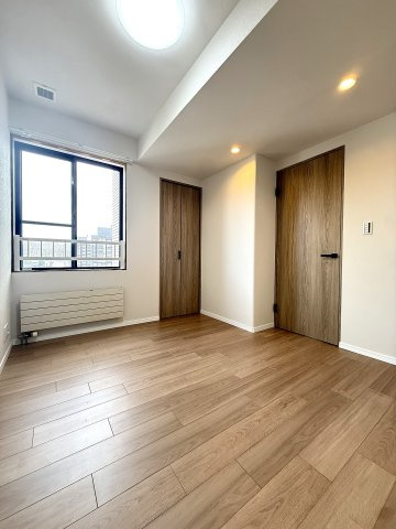 リブウェル真駒内緑町イーストヴュ―の洋室
