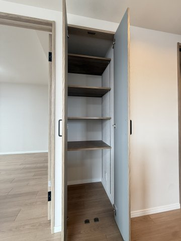 リブウェル真駒内緑町イーストヴュ―の収納