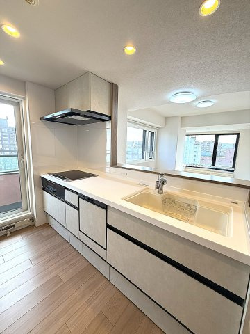 リブウェル真駒内緑町イーストヴュ―のキッチン