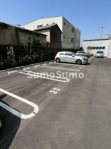 スプランディッドⅦの駐車場|駐車場に車を止められます