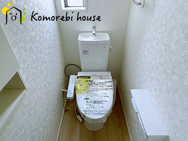 上尾市領家　第2　新築一戸建て　クレイドルガーデン　03のトイレ|落ち着いたトイレです