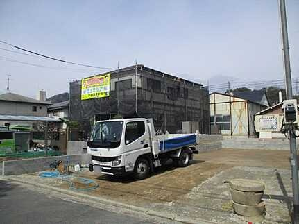 広島市西区草津東1丁目　新築一戸建ての前面道路含む現地写真