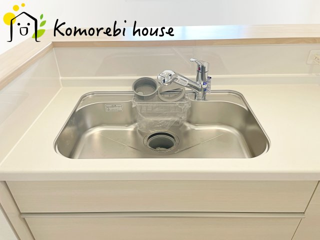 上尾市領家　第2　新築一戸建て　クレイドルガーデン　04のキッチン|きれいなキッチンです