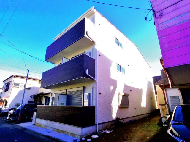 ストーンズ久米川の外観