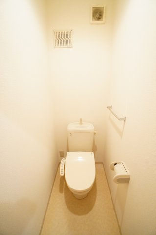【トイレ】 | ヴェルクレール弐番館 | ※同物件・同タイプの写真です。