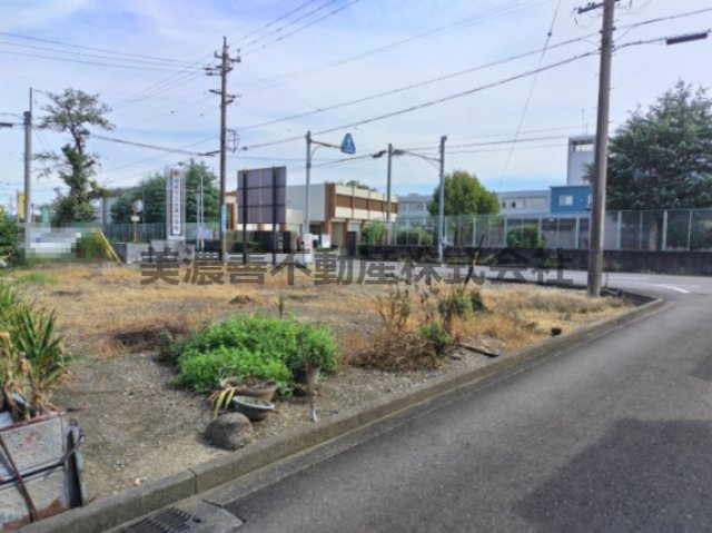 ６６６２８　本巣市上真桑土地の外観
