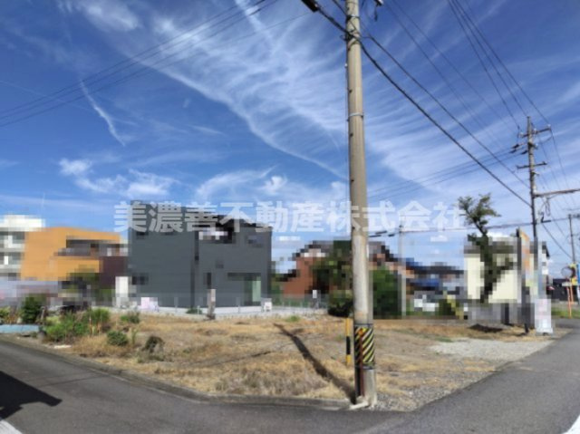 ６６６２８　本巣市上真桑土地の外観