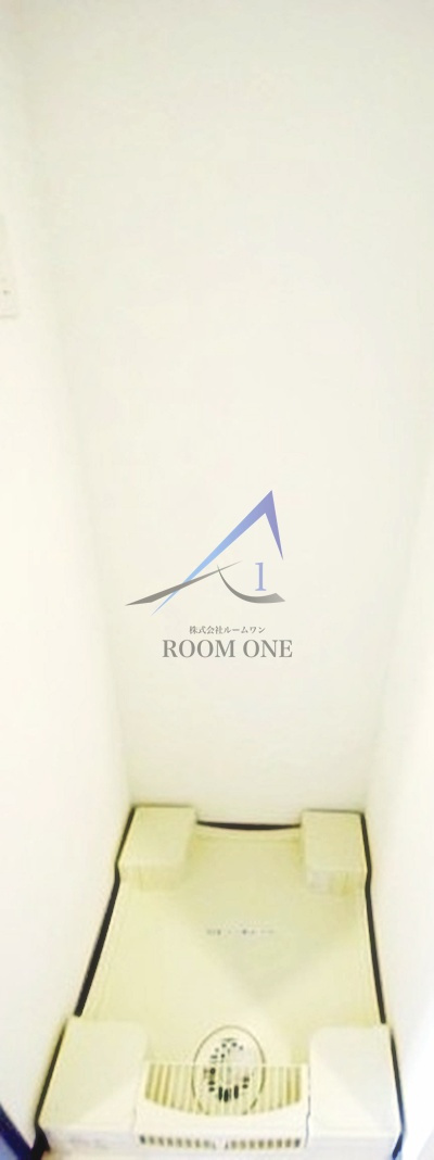 ライジングプレイス堀切の設備|洗濯機置き場です。