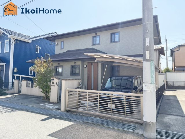 神戸市西区井吹台西町6丁目　中古戸建のエントランス|●年中無休：当日予約可●地下鉄「西神南」駅徒歩19分の立地！スーパーやコンビニ等周辺買い物施設も充実