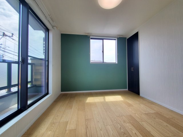 八潮市　　大瀬　新築戸建　全1棟の洋室|落ち着いた色調の洋室です