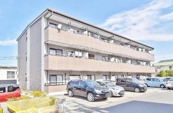 ヴィアーレ緑ヶ丘の外観